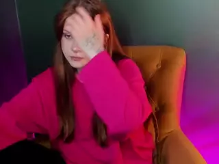 Alisa-Young's Live Sex Cam Show