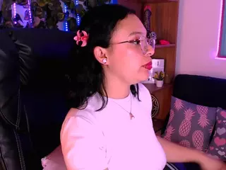 arianabelle2's Live Sex Cam Show