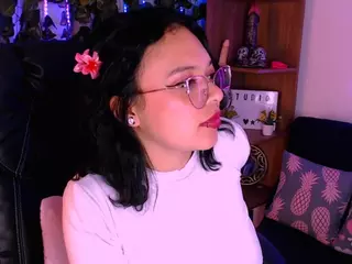arianabelle2's Live Sex Cam Show