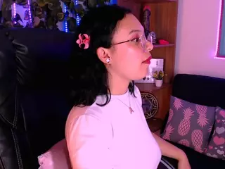 arianabelle2's Live Sex Cam Show