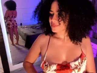 DahliaLawrence's Live Sex Cam Show