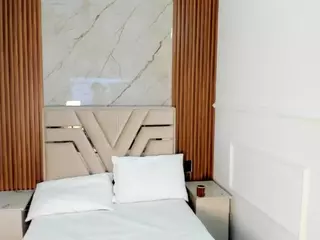 DahliaLawrence's Live Sex Cam Show