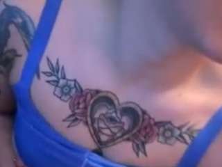 Live webcam model gracefulgrace on Soda Cams