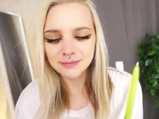 marianelin webcam model