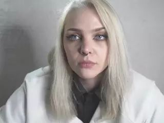 MarianElin's Live Sex Cam Show