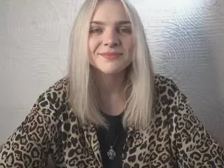 MarianElin's Live Sex Cam Show