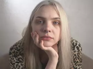 MarianElin's Live Sex Cam Show