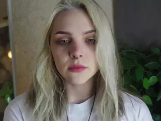 MarianElin's Live Sex Cam Show