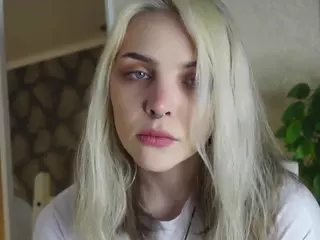MarianElin's Live Sex Cam Show