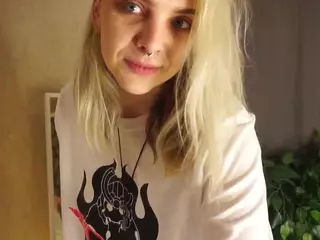 MarianElin's Live Sex Cam Show