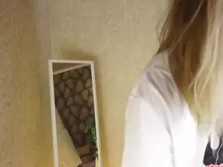 MarianElin's Live Sex Cam Show