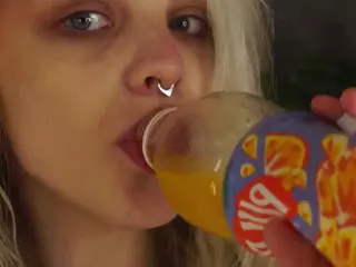 MarianElin's Live Sex Cam Show