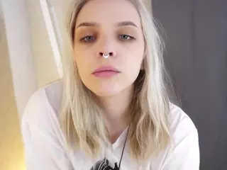 MarianElin's Live Sex Cam Show