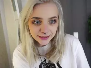 MarianElin's Live Sex Cam Show