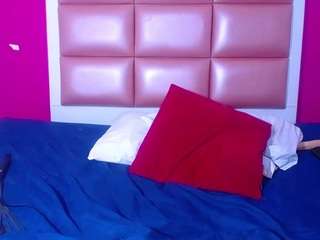 pervert-tiny-girl webcam