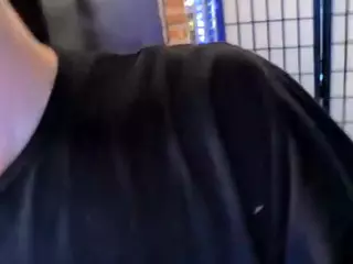strongpakk's Live Sex Cam Show
