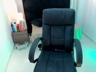  aitanajhons chat room