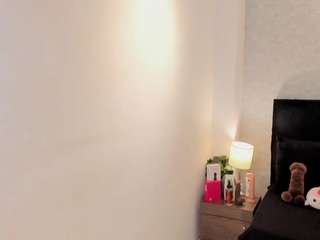 aitanajhons Live Webcam on CamSoda