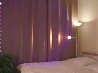 ashleyeliot webcam
