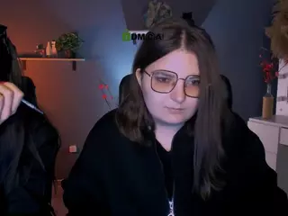 cherry-hugs's Live Sex Cam Show