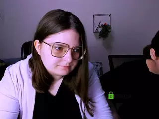 cherry-hugs's Live Sex Cam Show