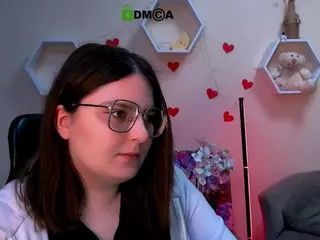 cherry-hugs's Live Sex Cam Show