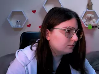 cherry-hugs's Live Sex Cam Show