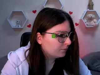 cherry-hugs's Live Sex Cam Show