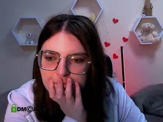 cherry-hugs's Live Sex Cam Show
