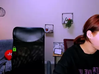cherry-hugs's Live Sex Cam Show