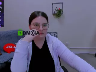 cherry-hugs's Live Sex Cam Show
