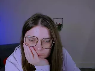 cherry-hugs's Live Sex Cam Show