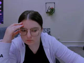 cherry-hugs's Live Sex Cam Show