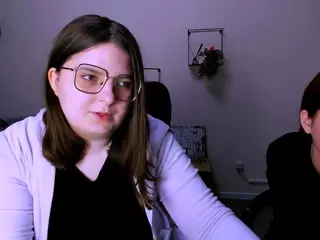 evelyn-muse's Live Sex Cam Show