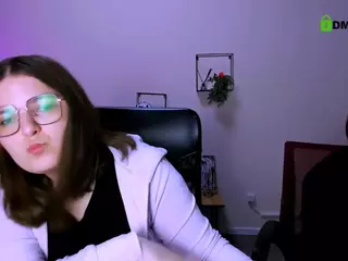 evelyn-muse's Live Sex Cam Show