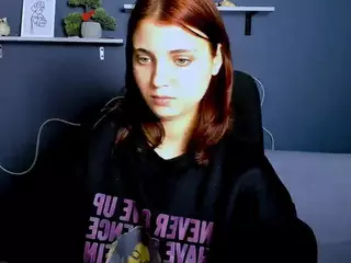 evelyn-muse's Live Sex Cam Show