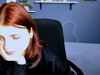 evelyn-muse's Live Sex Cam Show