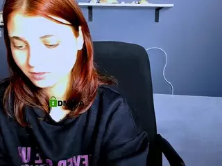 evelyn-muse's Live Sex Cam Show