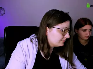 evelyn-muse's Live Sex Cam Show