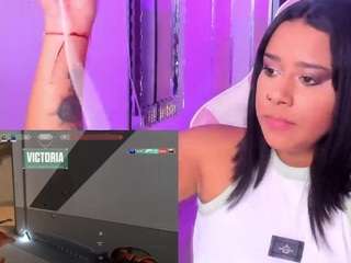 ginakurt Live Webcam on CamSoda