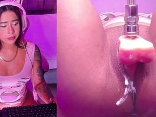 GinaKurt live cam preview