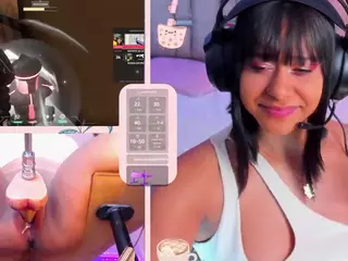 GinaKurt's Live Sex Cam Show