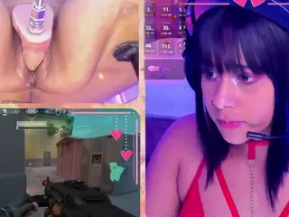 GinaKurt's Live Sex Cam Show