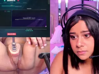 GinaKurt's Live Sex Cam Show