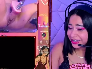 GinaKurt's Live Sex Cam Show