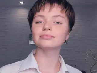 GwendolynFeltham's Live Sex Cam Show