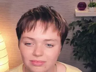 GwendolynFeltham's Live Sex Cam Show
