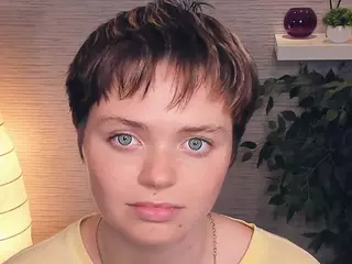 GwendolynFeltham's Live Sex Cam Show
