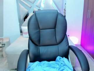 lisa-logan webcam