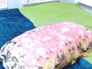 naughtymilfxox live webcam show